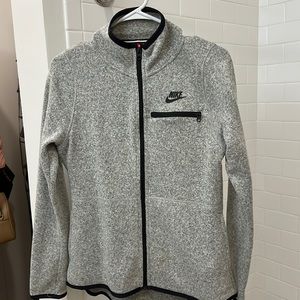 heather gray Nike zip up